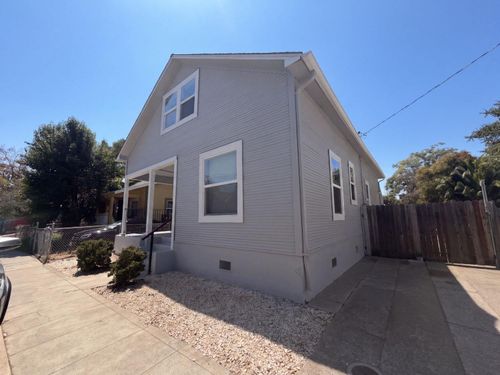 3210 San Jose Way, Sacramento, CA, 95817 | Card Image