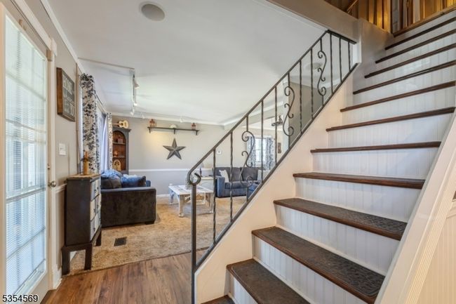 41 Spring Hill Rd, House other with 3 bedrooms, 2 bathrooms and null parking in Clifton NJ | Image 19