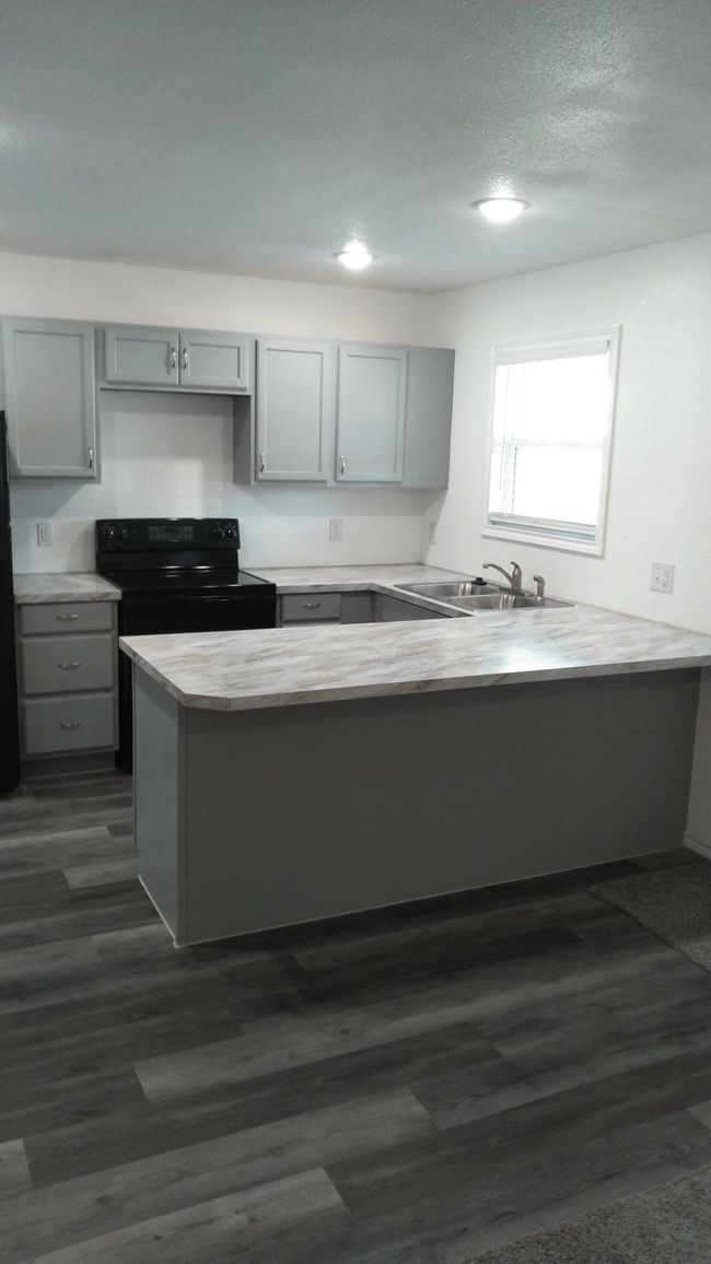1101 14 Th St, House other with 2 bedrooms, 1 bathrooms and null parking in Abernathy TX | Image 4