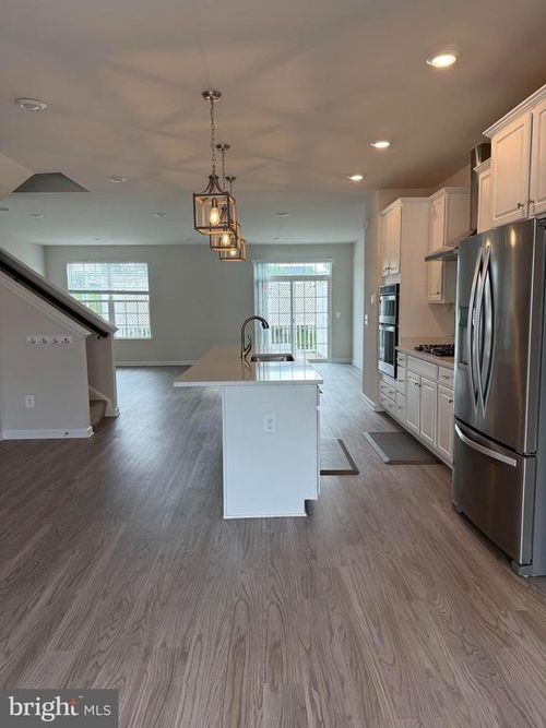 7464 Wilmer Way, MANASSAS, VA, 20109-5709 | Card Image
