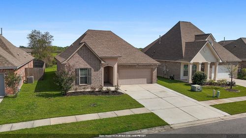 41294 Hackett Canal Dr, Gonzales, LA, 70737-8635 | Card Image