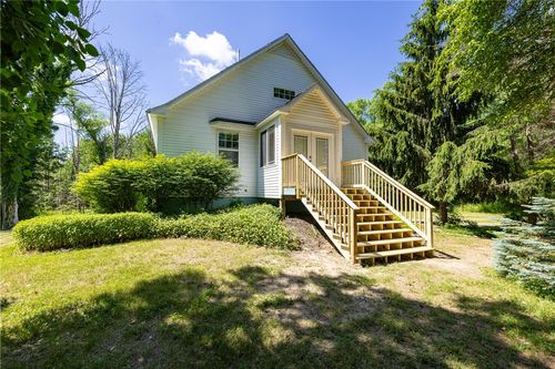 5725 Lucas Rd, Canandaigua, NY, 14424-9027 | Card Image