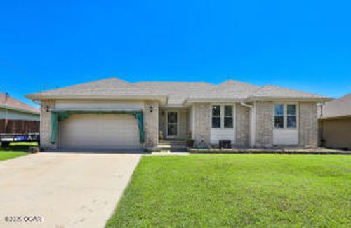 3120 S Newton Ave, Springfield, MO, 65807-5637 | Card Image