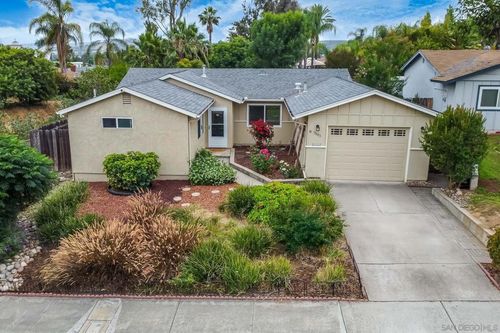 9483 Lake Canyon Rd, Santee, CA, 92071-1320 | Card Image