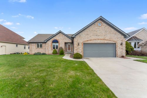 32693 Liparoto Dr, Rockwood, MI, 48173-9668 | Card Image