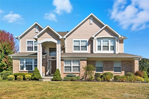 10678 Willow Brook Rd, Washingtn Twp, OH, 45458-4739 | Card Image