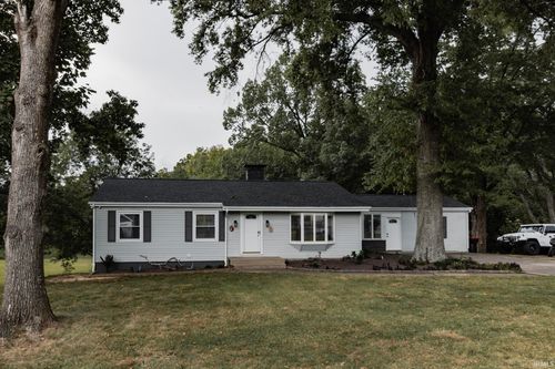 8400 Old State Road, Evansville, IN, 47710 | Card Image