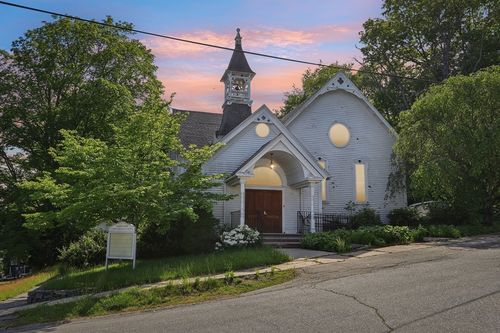 39 High St, Merrimac, MA, 01860-2305 | Card Image