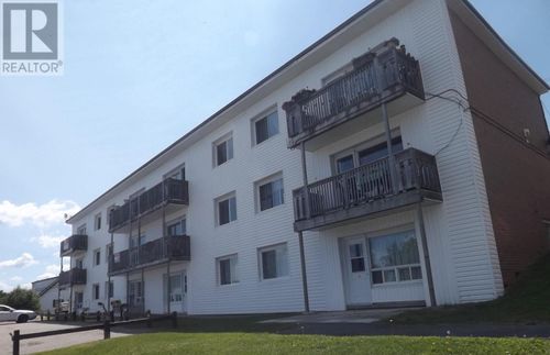 100B Hutchison Ave, Elliot Lake, ON, P5A1W8 | Card Image