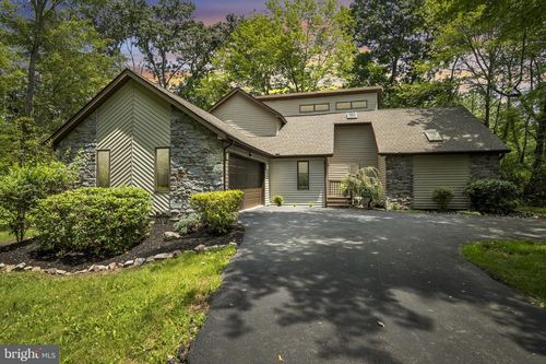 3504 Hickory Hollow Rd, HARRISBURG, PA, 17112-8420 | Card Image