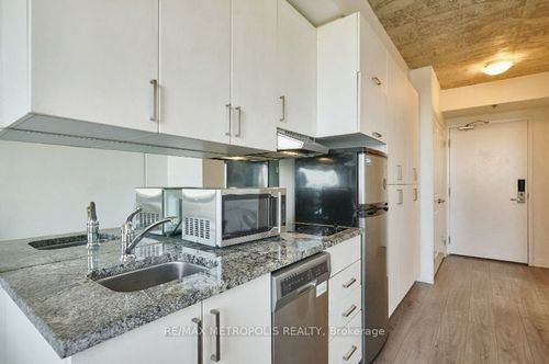 413-1900 Simcoe St N, Oshawa, ON, L1G4Y3 | Card Image