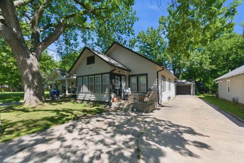622 W Carr Ave, El Dorado, KS, 67042-2735 | Card Image