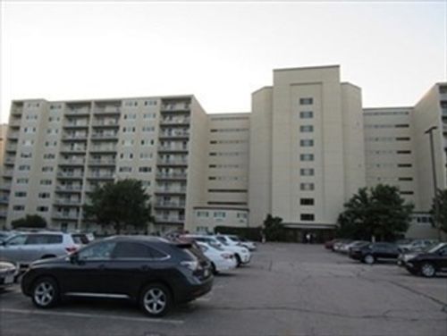 311-200 Cove Way, Quincy, MA, 02169-5860 | Card Image