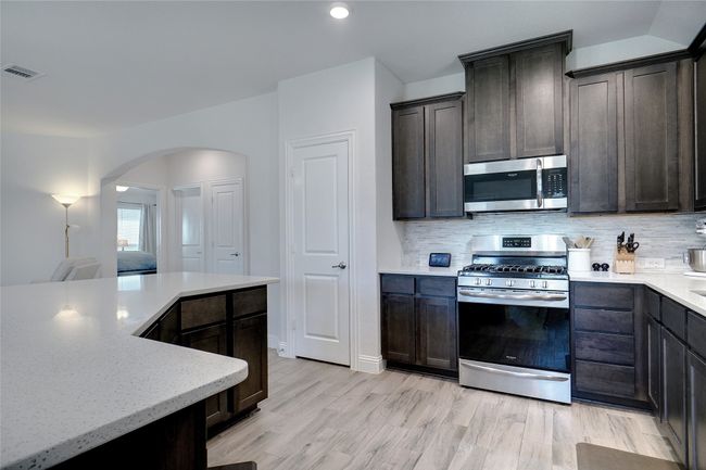 10809 Cobalt Dr, House other with 3 bedrooms, 2 bathrooms and null parking in Aubrey TX | Image 9
