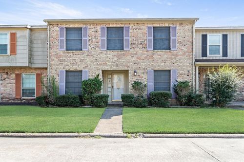 6824 Marshall Place Dr, Beaumont, TX, 77706-3227 | Card Image