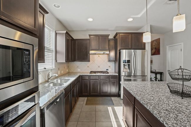 5679 Corsica Loop, House other with 4 bedrooms, 3 bathrooms and null parking in Round Rock TX | Image 4