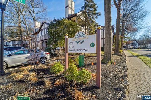 2007 Hawthorne Lane, Mahwah, NJ, 07430 | Card Image