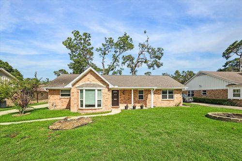 2034 Millwood Dr, Houston, TX, 77008-1151 | Card Image