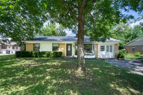 1409 Skyline Dr, Greenville, TX, 75401-2239 | Card Image