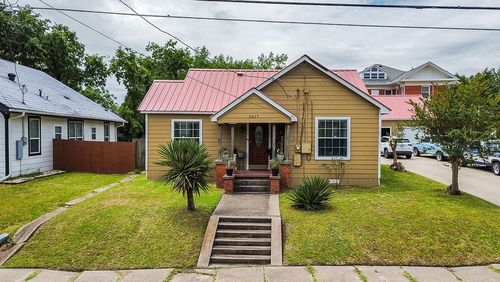 2617 Bourland St, Greenville, TX, 75401-3301 | Card Image