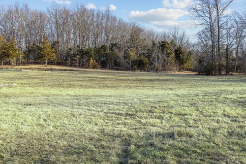 1672 Rabe Coats Rd, Westmoreland, TN, 37186-5208 | Card Image