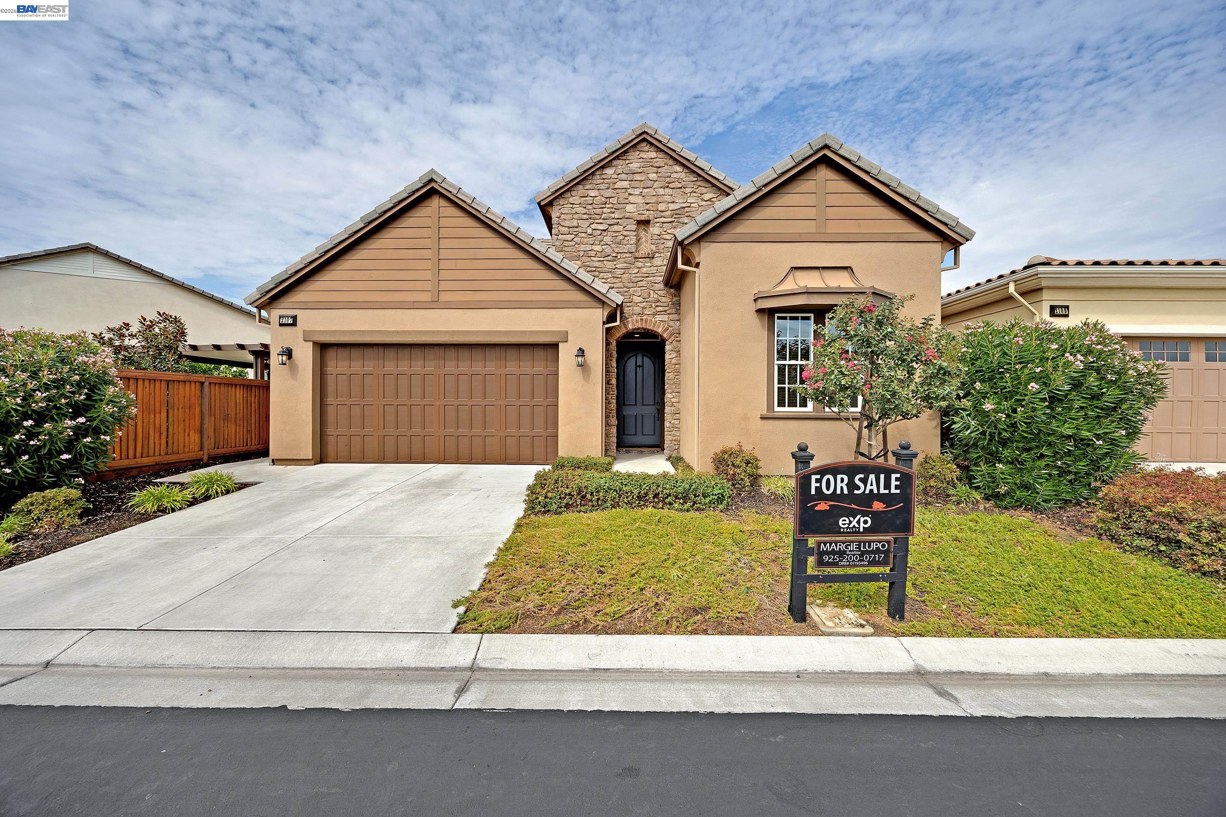 Residential in Brentwood
