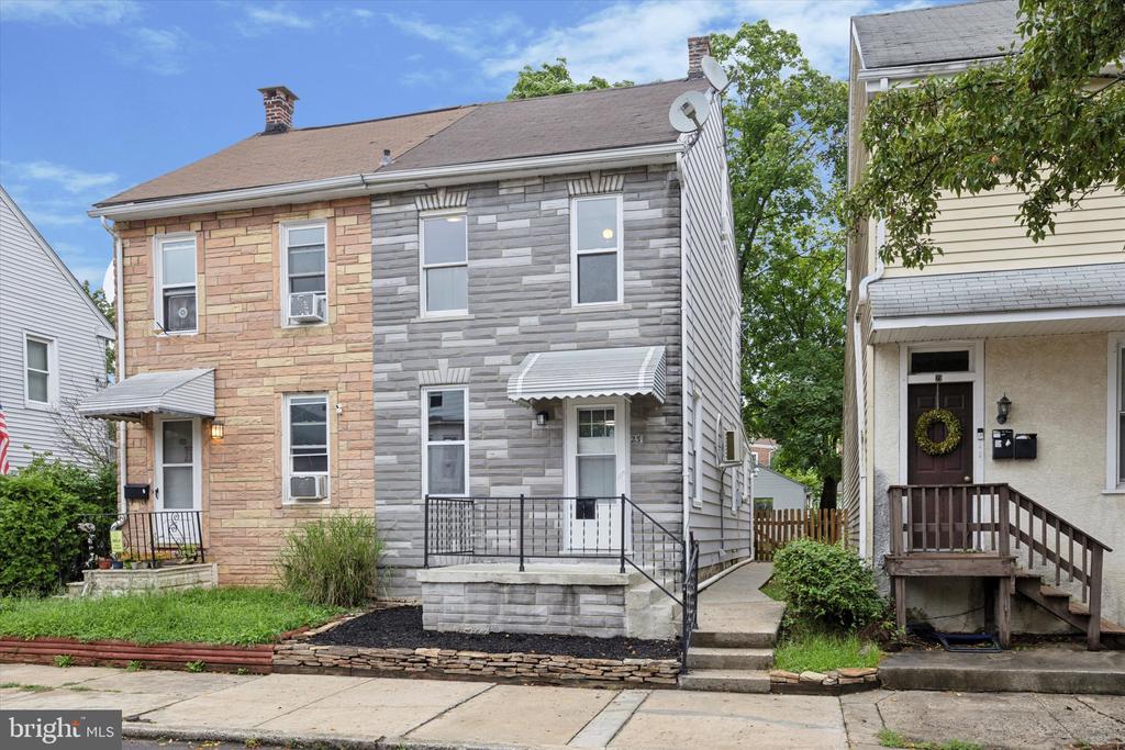 4th St, Pottstown, PA 19464