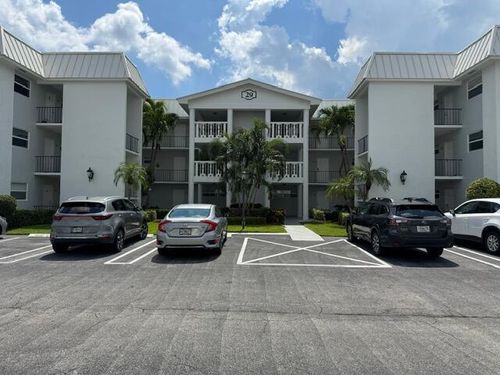apt-205-29 Colonial Club Dr, Boynton Beach, FL, 33435-8323 | Card Image