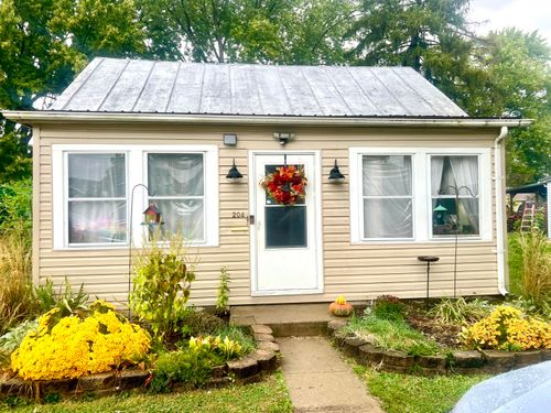 204 W North St, Elida, OH, 45807-1061 | Card Image