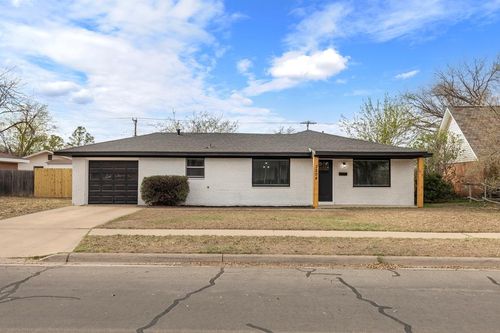 3204 Cimmaron Ave, Midland, TX, 79705-6210 | Card Image