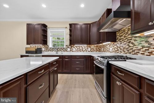 15108 Winesap Dr, NORTH POTOMAC, MD, 20878-2336 | Card Image