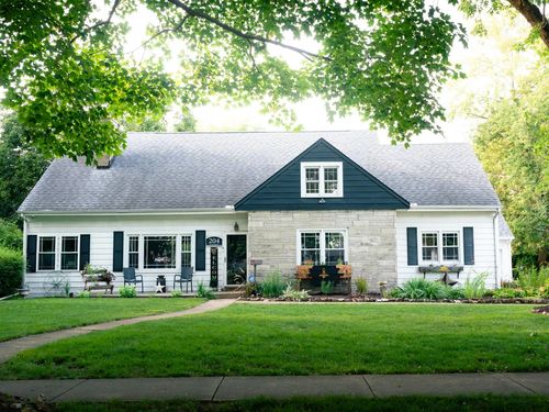 204 North St, Dwight, IL, 60420-1052 | Card Image