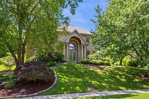 3007 W Grove Pl, Gibsonia, PA, 15044-6067 | Card Image