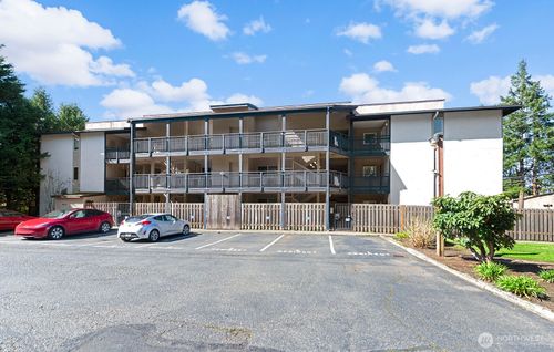 apt-3a-12303 Se 60th St, Bellevue, WA, 98006-3987 | Card Image