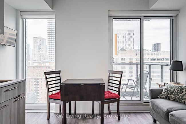 1527 - 251 Jarvis St, Condo with 0 bedrooms, 1 bathrooms and null parking in Toronto ON | Image 4