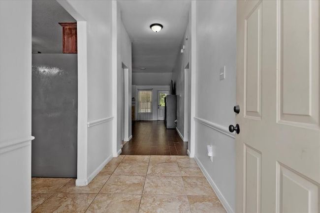 22711 Tree House Ln, House other with 3 bedrooms, 2 bathrooms and 2 parking in Spring TX | Image 4