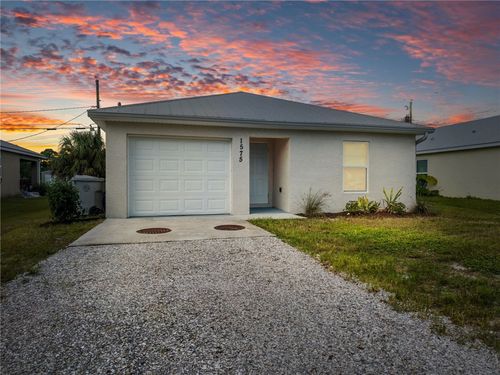 1575 21st Ave Sw, Vero Beach, FL, 32962-6148 | Card Image