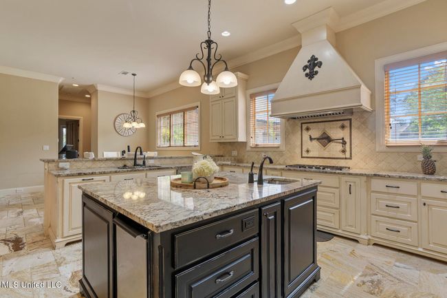 430 Johnstone-30 | Image 22