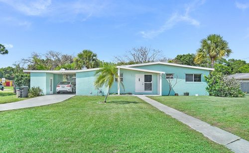 201 Ne Prima Vista Blvd, Port St. Lucie, FL, 34983-8461 | Card Image
