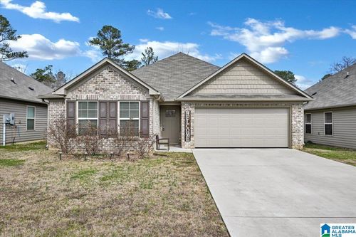 6979 Brightwell Ln, Dora, AL, 35062-2612 | Card Image