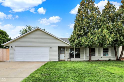 5261 Cactus Ct, Indianapolis, IN, 46237-2082 | Card Image