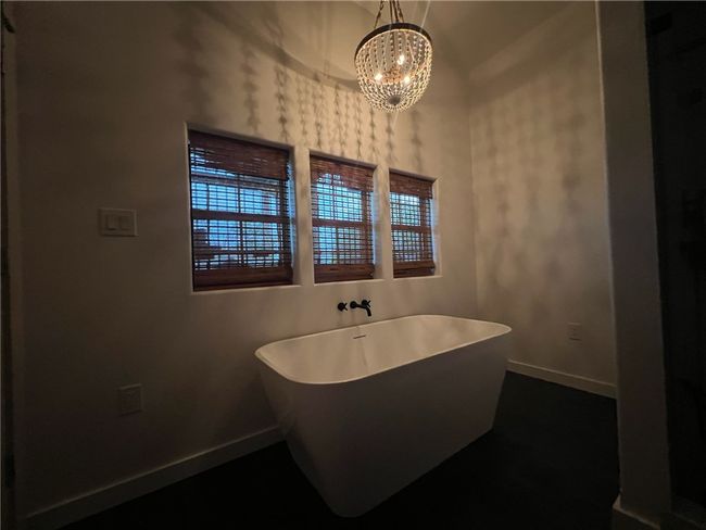 5807 Farm Road 2212, House other with 3 bedrooms, 2 bathrooms and null parking in Washburn MO | Image 11