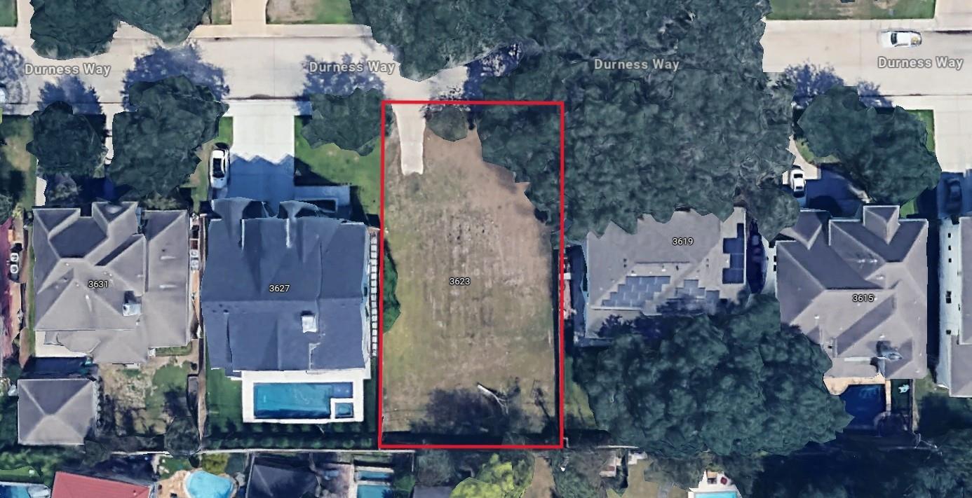 Land in Houston