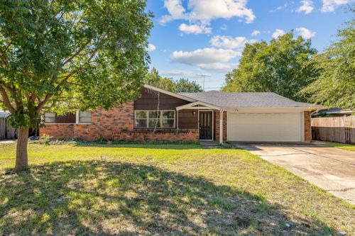 4629 Fawn Dr, Fort Worth, TX, 76132-2305 | Card Image
