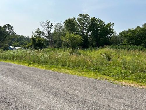 2329 Wayne Rd, Bon Aqua, TN, 37025-2820 | Card Image