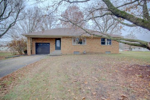 327 4th St, Andover, IL, 61233-1234 | Card Image
