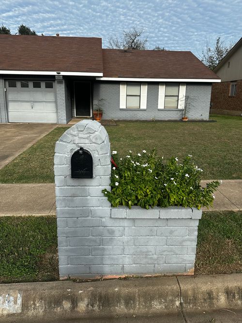 10200 Woodland Village Dr, Austin, TX, 78750-2115 | Card Image