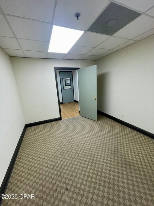 110-2605 Thomas Dr, Panama City, FL, 32408 | Card Image