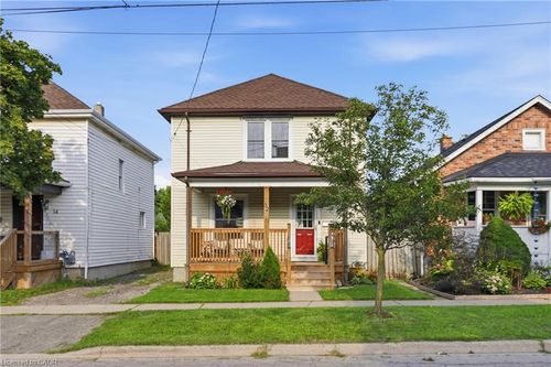 52 Berryman Ave, St. Catharines, ON, L2R3W9 | Card Image