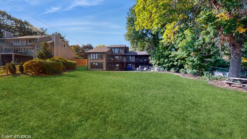 3920 Hawthorn Cir, Excelsior, MN, 55331-7502 | Card Image